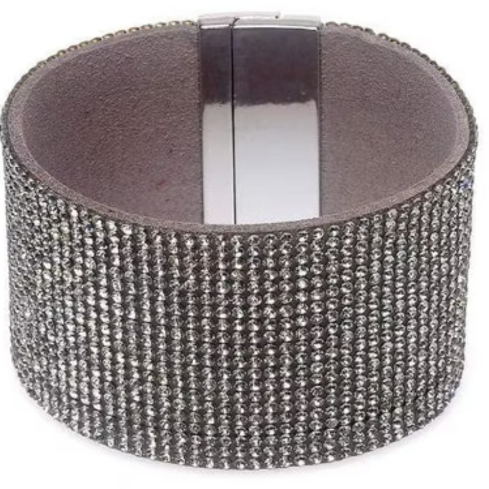 Bling Magnet Snap Bracelet
